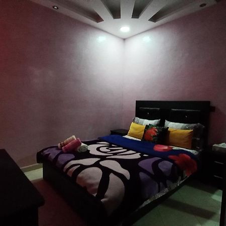 Chambre Prive Private Room Aeroport Mohamed 5 Deroua Екстериор снимка